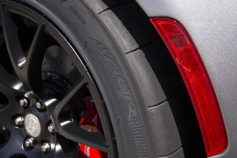 Колеса Dodge Viper ACR (VX) 2015 года  (фото 57 из 91)